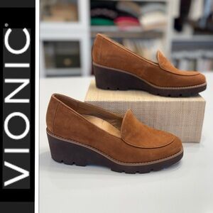 Vionic Women's cognac AVA wedge Loafers